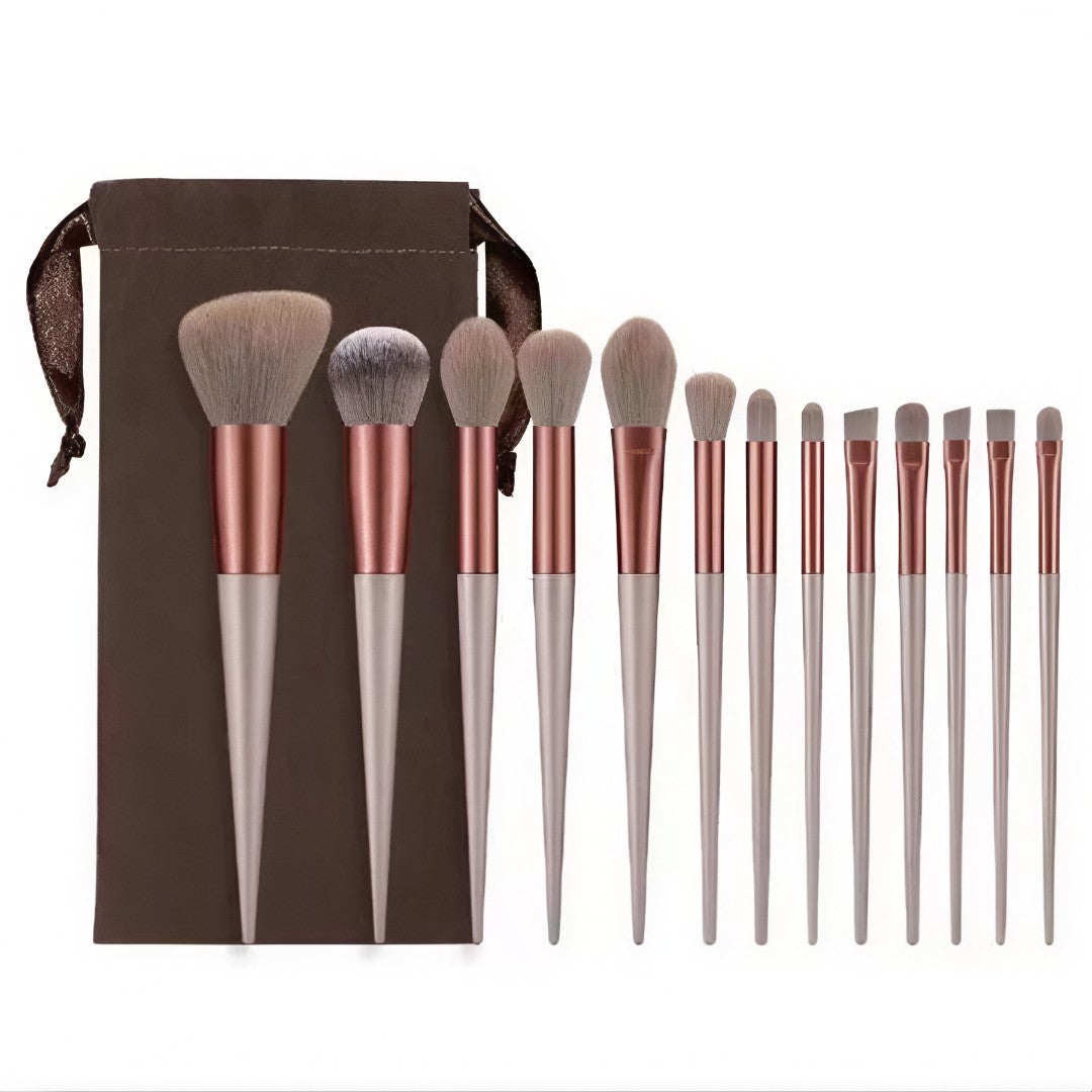 VelvetBrush Pro™ – Kit Profissional com 13 Pincéis de Maquiagem + Bolsa de Veludo